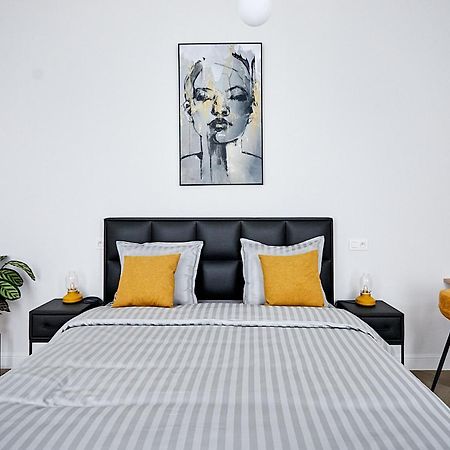 Urban Chic Apartment In The Heart Of Malinas Exterior foto